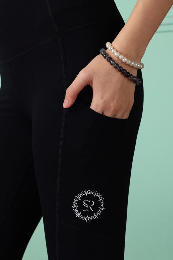 Black High-Waist Yoga Pant with Pockets